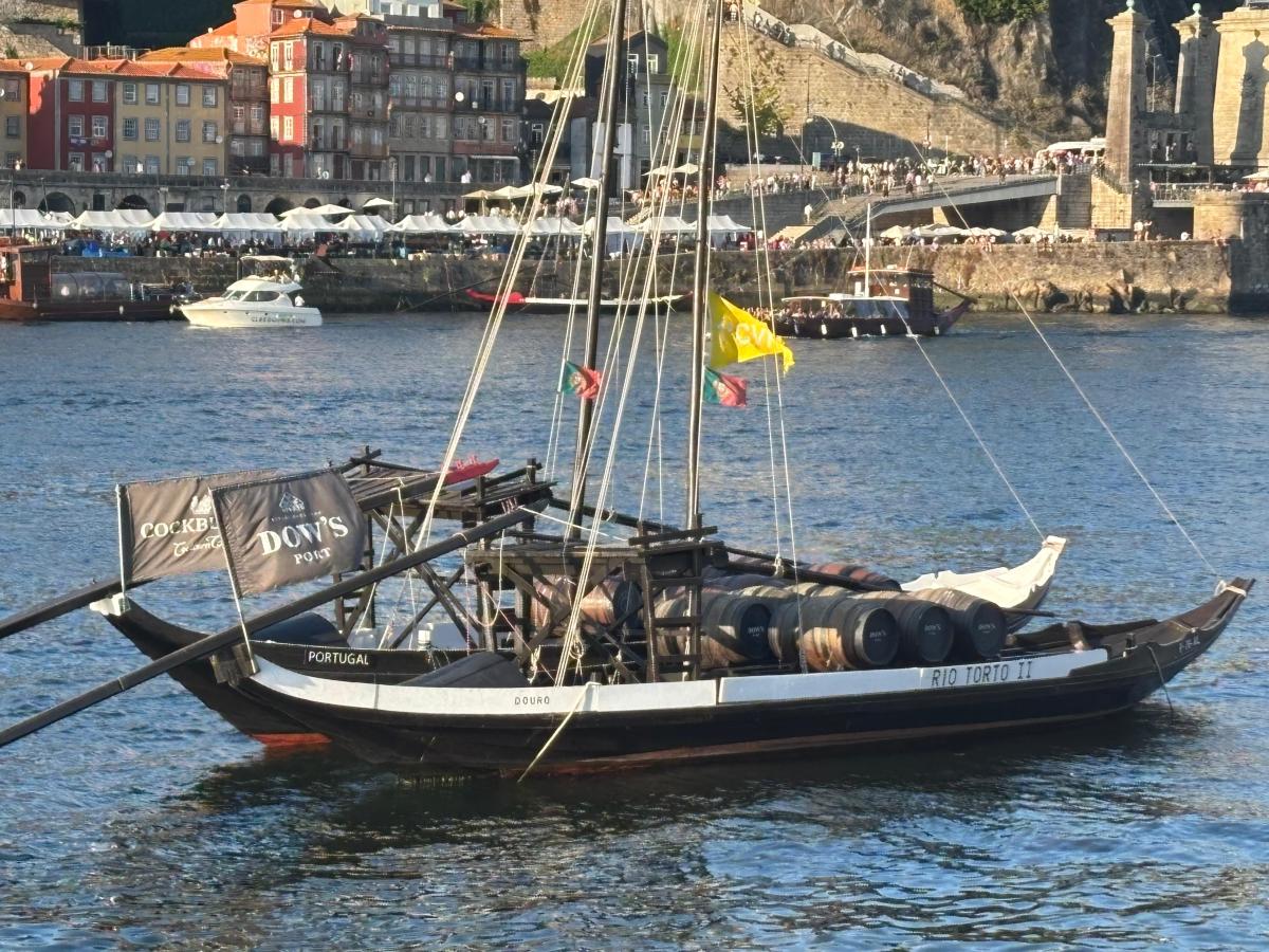 Sailing in Reverse – Departure, Crossing, & Landing Shaped by Interior&nbsp;Movements
